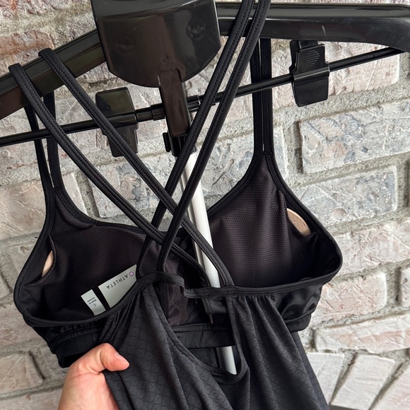 Athleta 2 in 1 Detail Tank/ Sports Bra - Picture 6 of 6